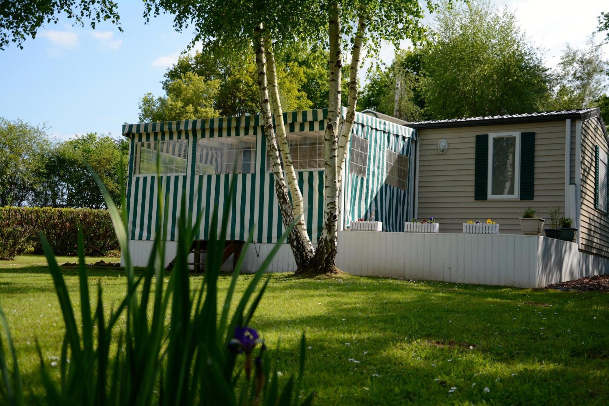 Camping Smile & Braudieres Mezieres-sous-Lavardin Room photo